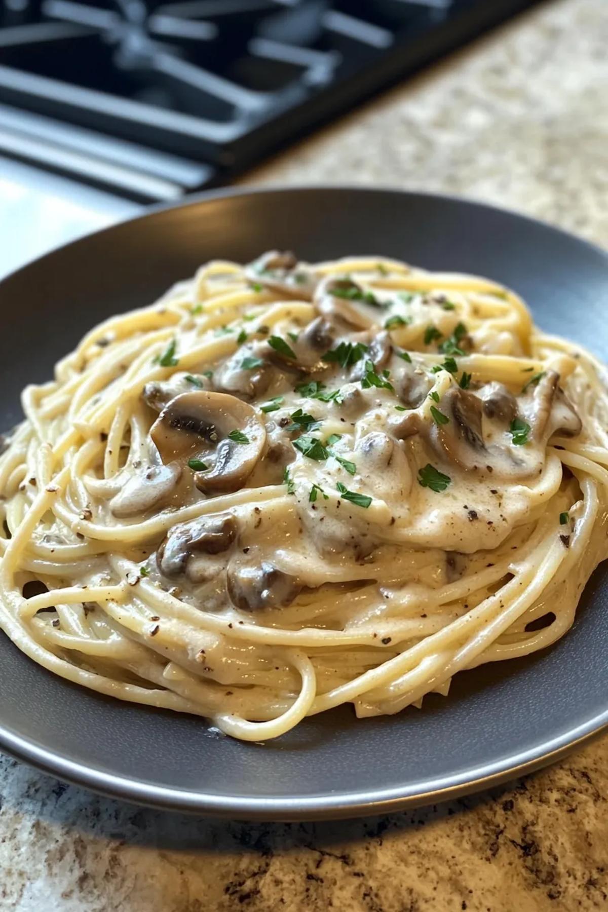 Creamy Garlic Mushroom Pasta with Pan Sauce
